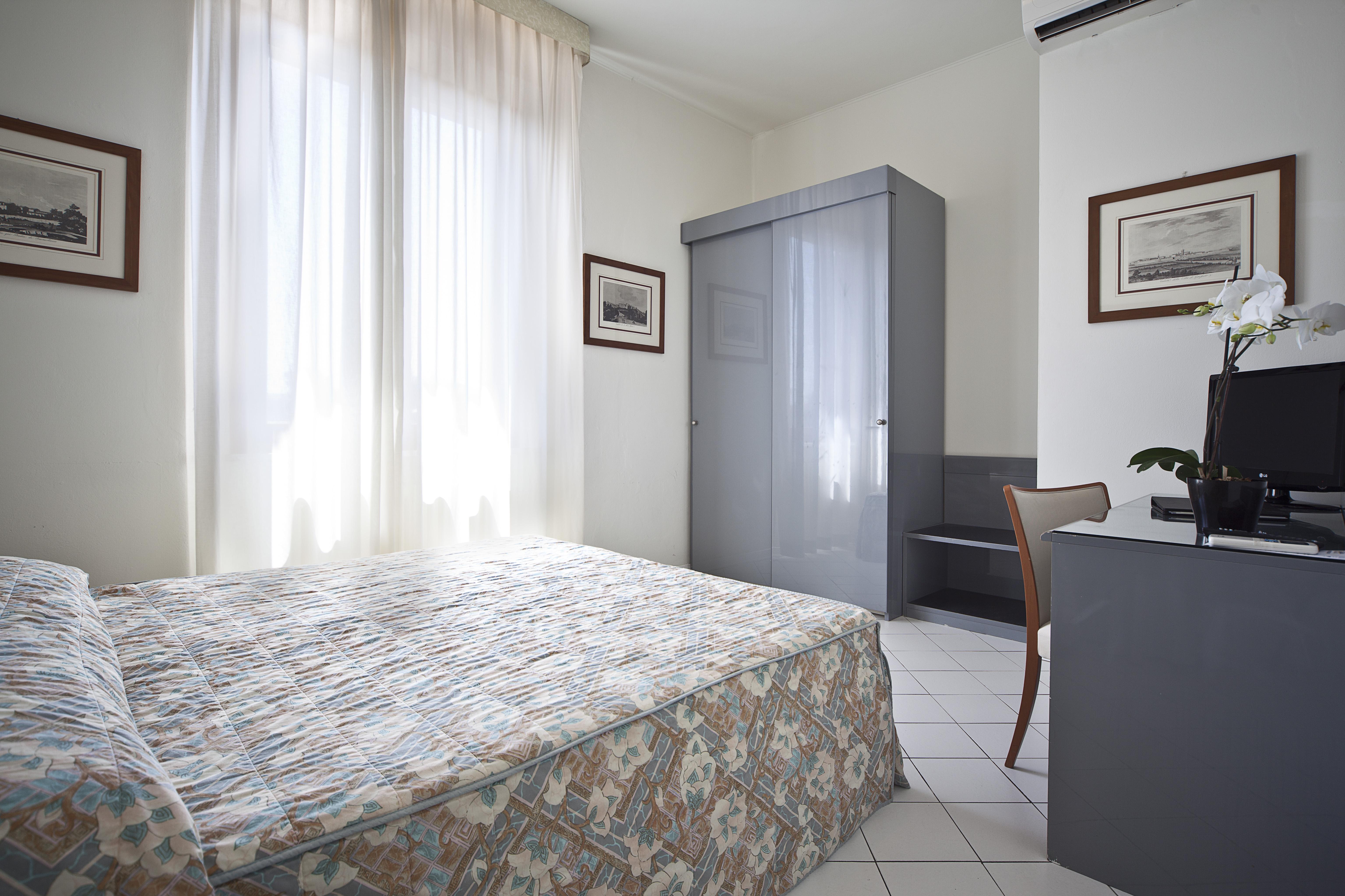 5 Hotel Economici vicino Piazza Salimbeni con Accesso Facile